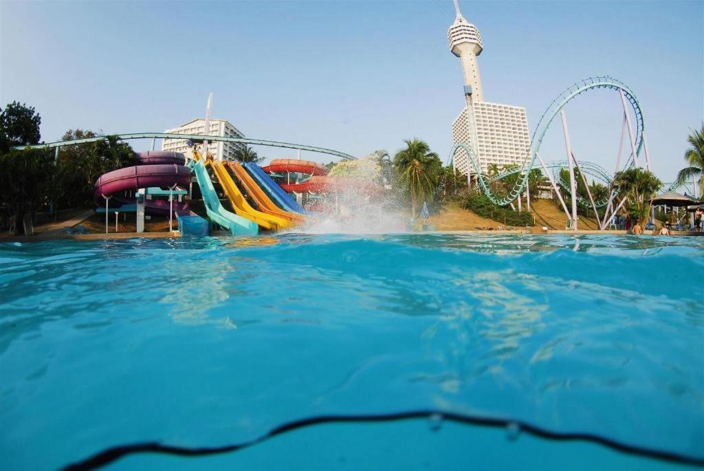 Siam Platinum Pattaya Hotel Kültér fotó