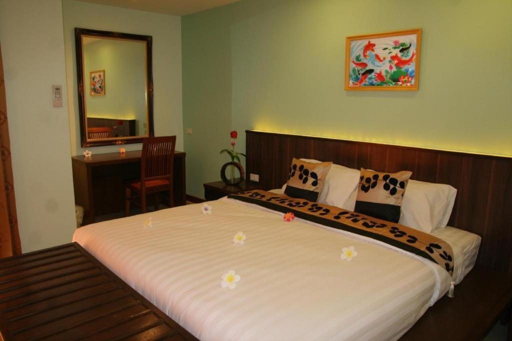 Siam Platinum Pattaya Hotel Kültér fotó
