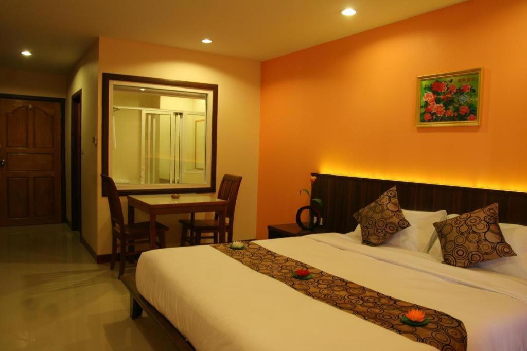 Siam Platinum Pattaya Hotel Kültér fotó